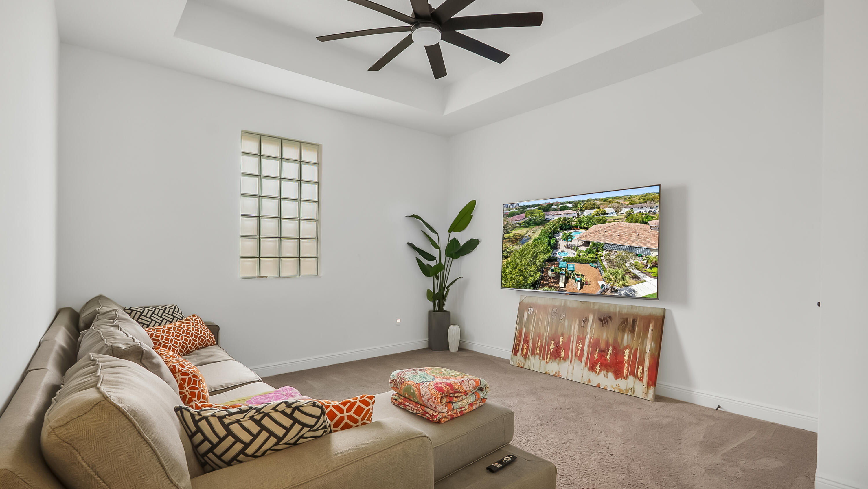 CORAL LAGO - Residential