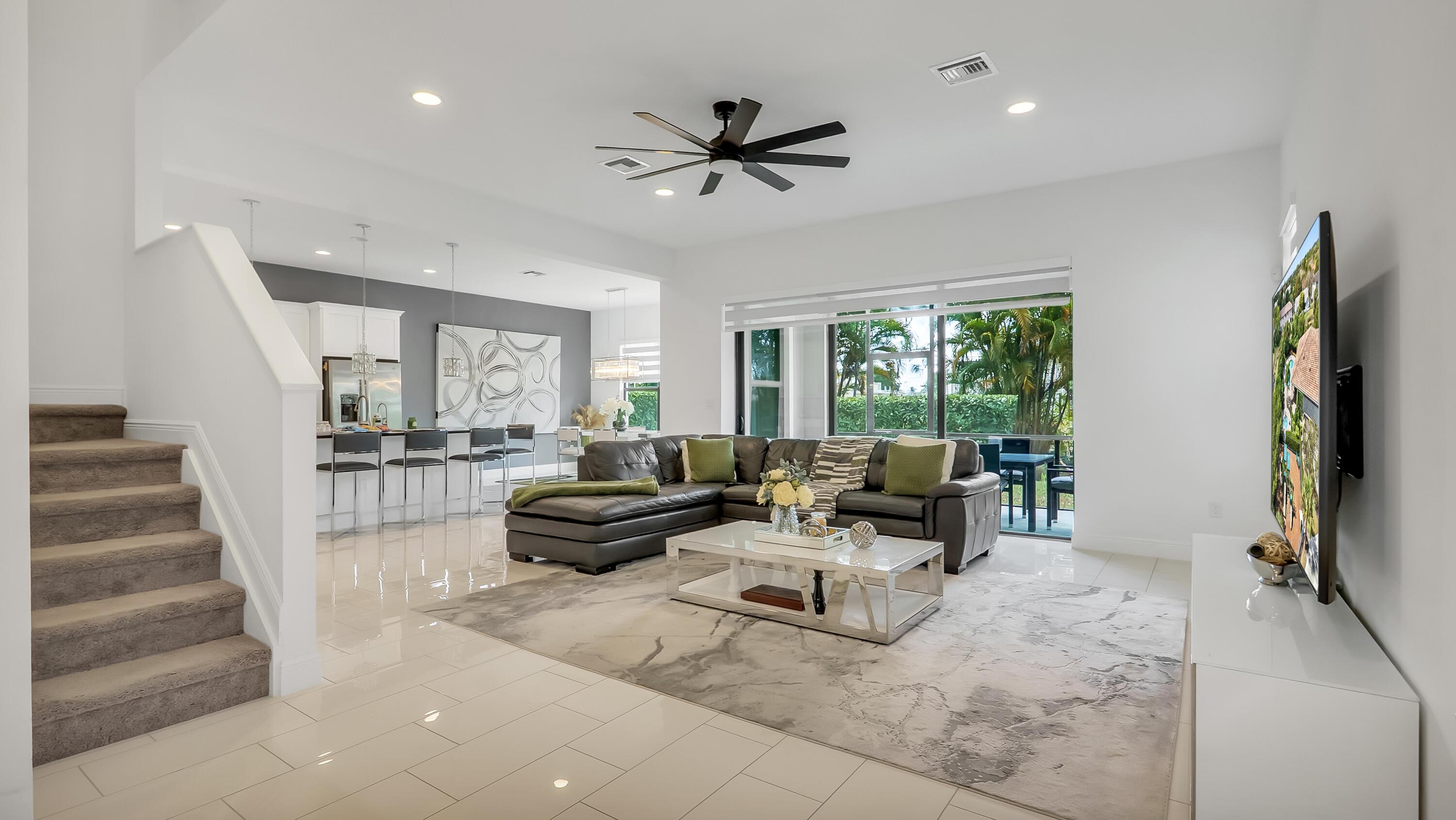 CORAL LAGO - Residential