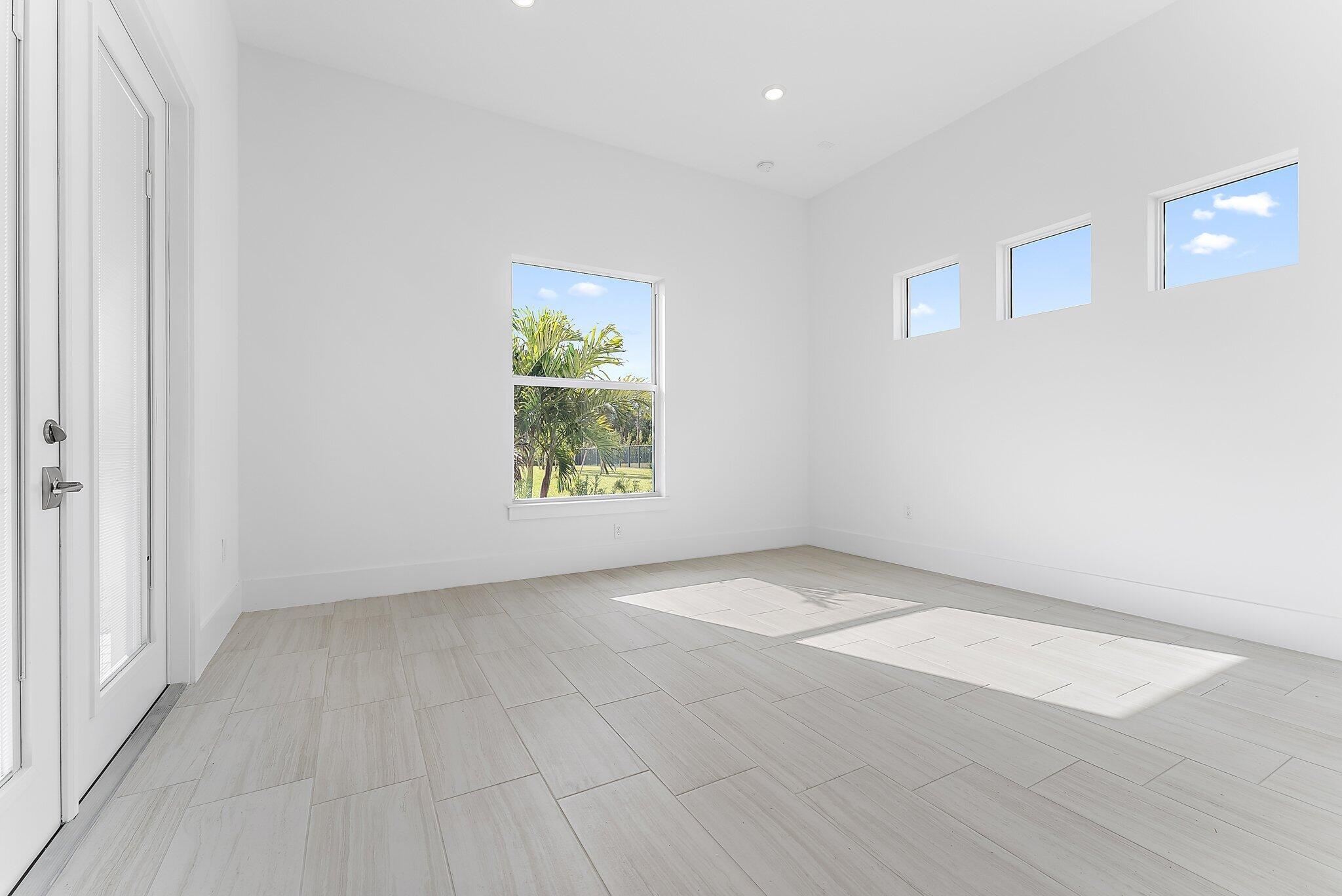 BRIDGEWATER PRESERVE - Residential