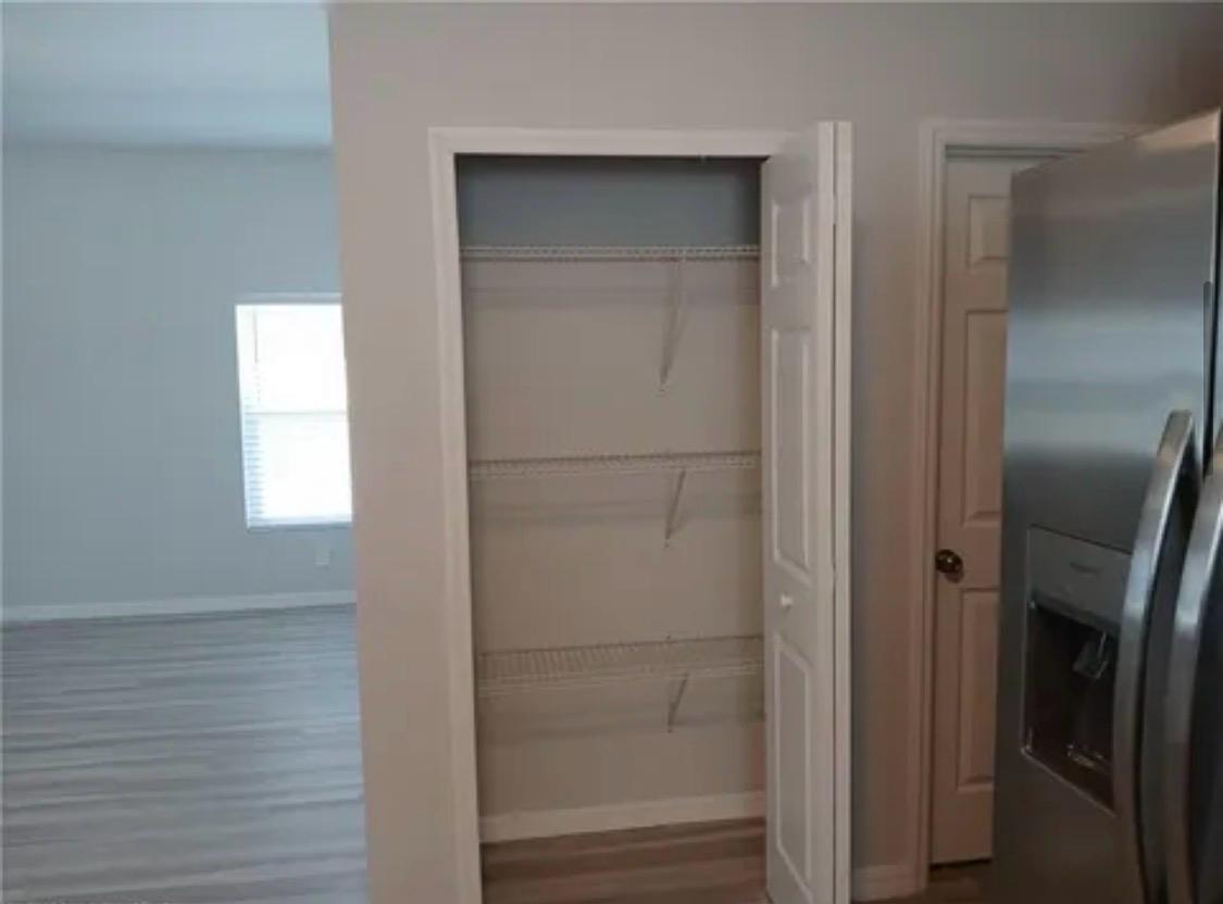 LAS VILLAS AT KENILWORTH - Residential Lease