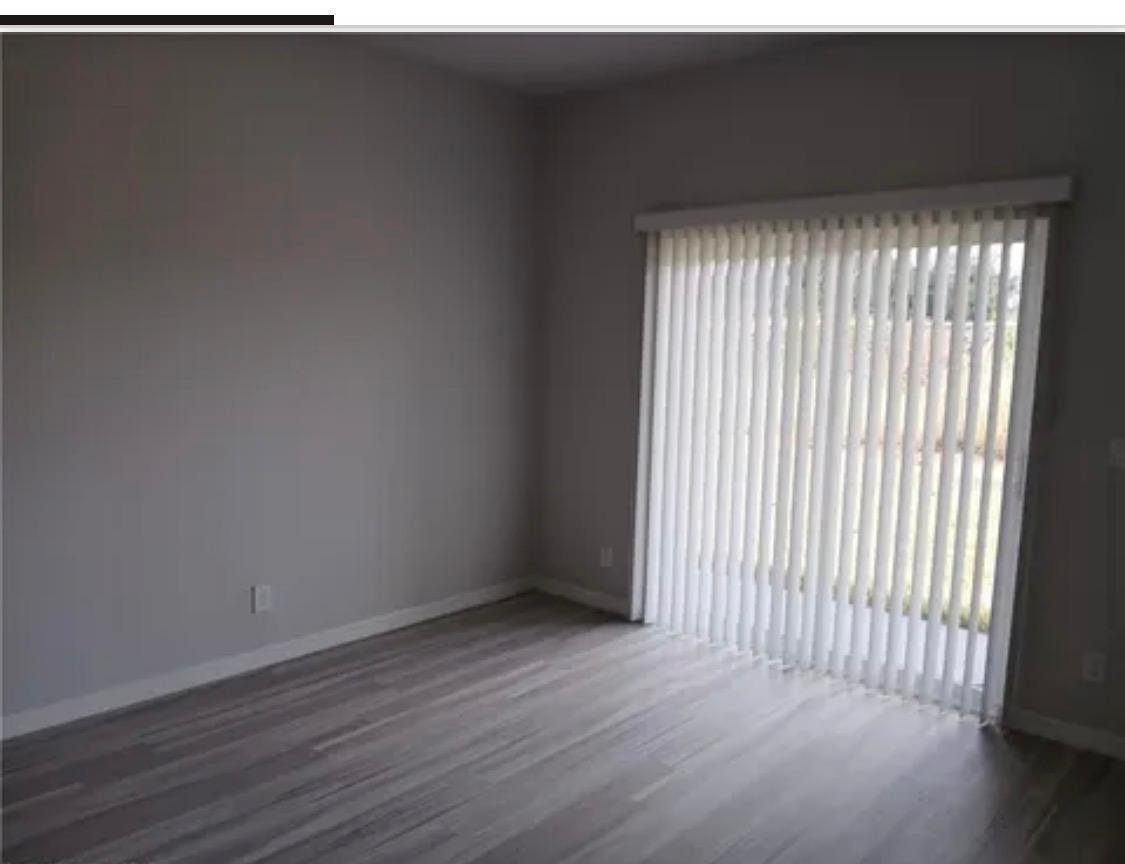 LAS VILLAS AT KENILWORTH - Residential Lease