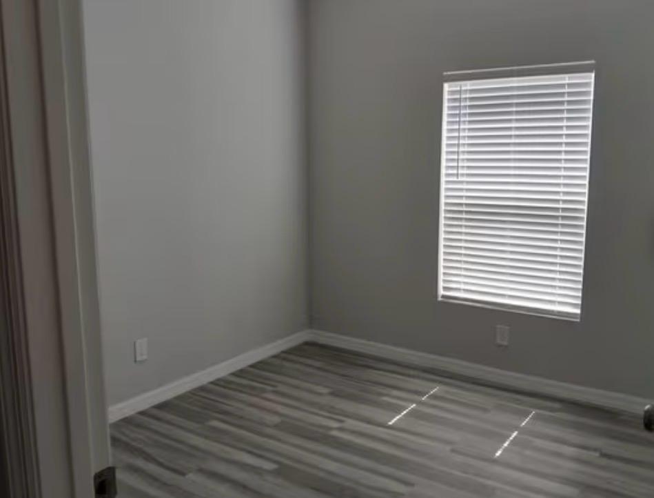 LAS VILLAS AT KENILWORTH - Residential Lease