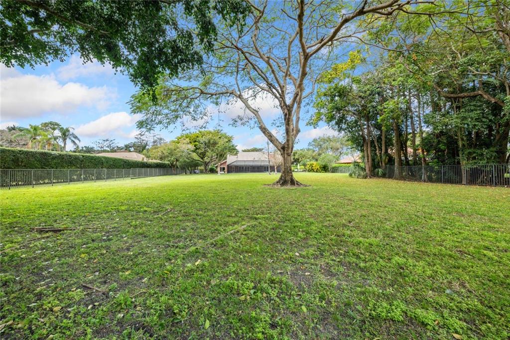 CYPRESS HEAD - Residential