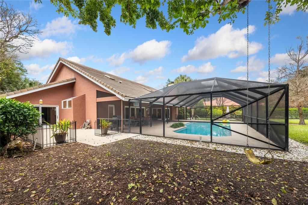 CYPRESS HEAD - Residential