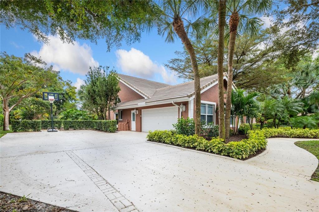 CYPRESS HEAD - Residential