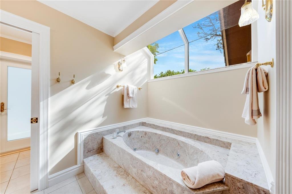 CYPRESS HEAD - Residential