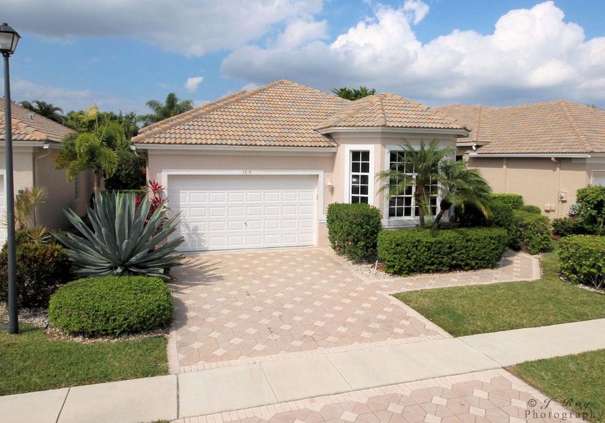 Quality remodel/brand new. Spacious “open concept living” w/3 beds/3 baths, 2 car garage. Kitchen inc. an abundance of white cabinetry, New stainless appliances, granite, glass tile backsplash & lrg pantry.  Flow is seamless btwn kitchen & dining. Fresh paint. 3 upgrade baths inc. quartz counter tops, new fixtures, new tub, marble & porcelain tiles & new commodes too. Large crown molding has been added. Mstr Suite has coffered ceiling, xl walk in closet & sitting area. Yard is private w/tropical landscaping. Roofed/screened patio with room for a pool. Maintenance inc. gated entry, lawn care, basic cable, common areas & exterior house painting. MEMBERSHIP OPTIONS at the wonderful & newly renovated Aberdeen Golf and Country Club. 
Offering $5k credit toward membership for a QUICK closing.