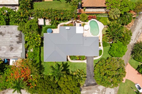 Tiny photo for 3240 Lakeview Drive, Pompano Beach, FL 33062 (MLS # B26090125)