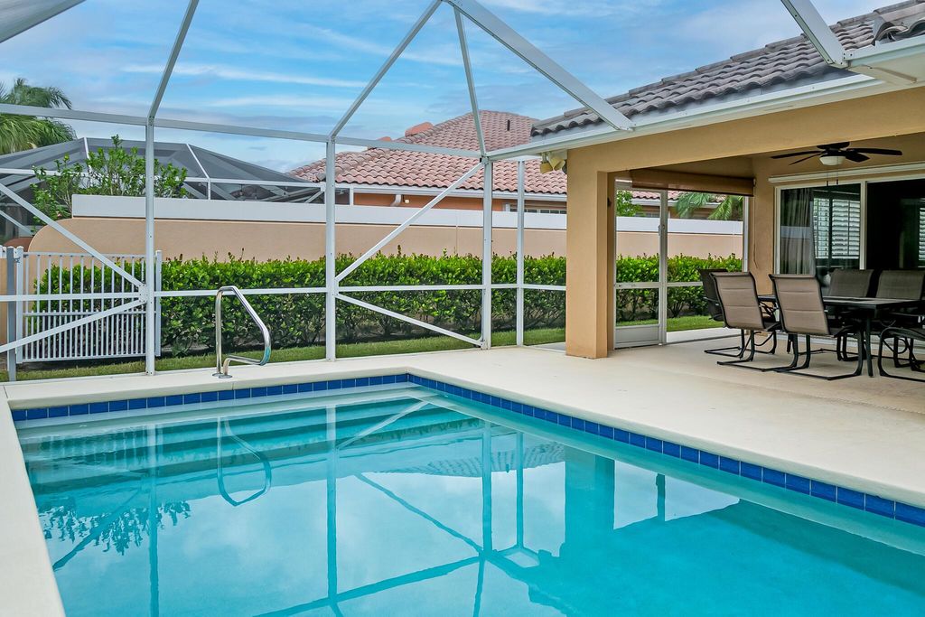 Photo of 12035 SW Elsinore Drive, Port Saint Lucie, FL 34987 (MLS # R11018497)