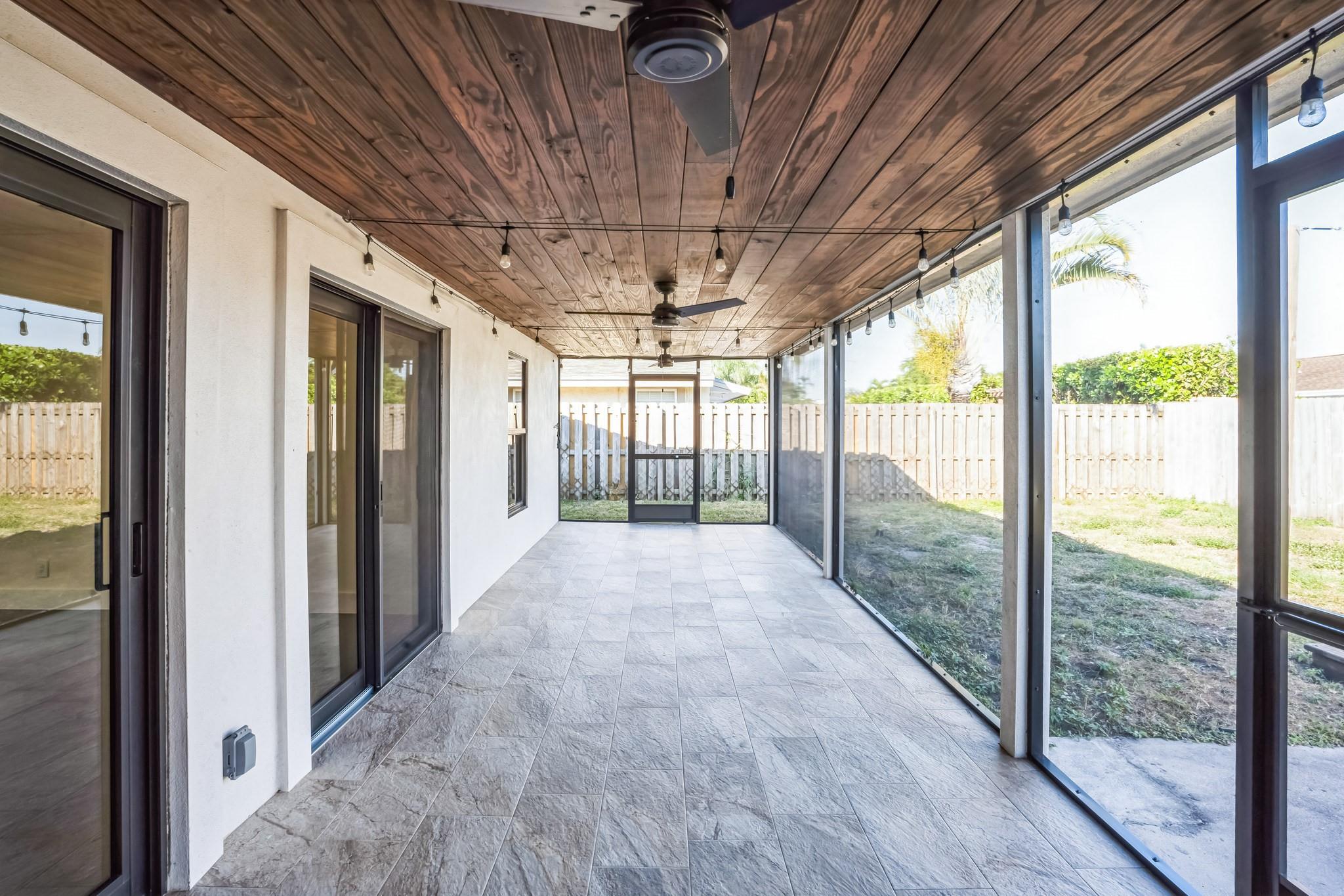 Le Chalet 04b - Residential