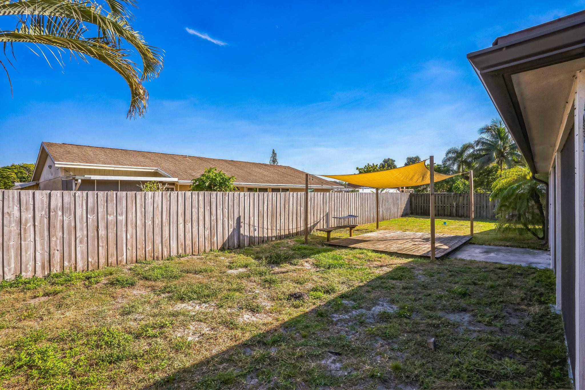 Le Chalet 04b - Residential