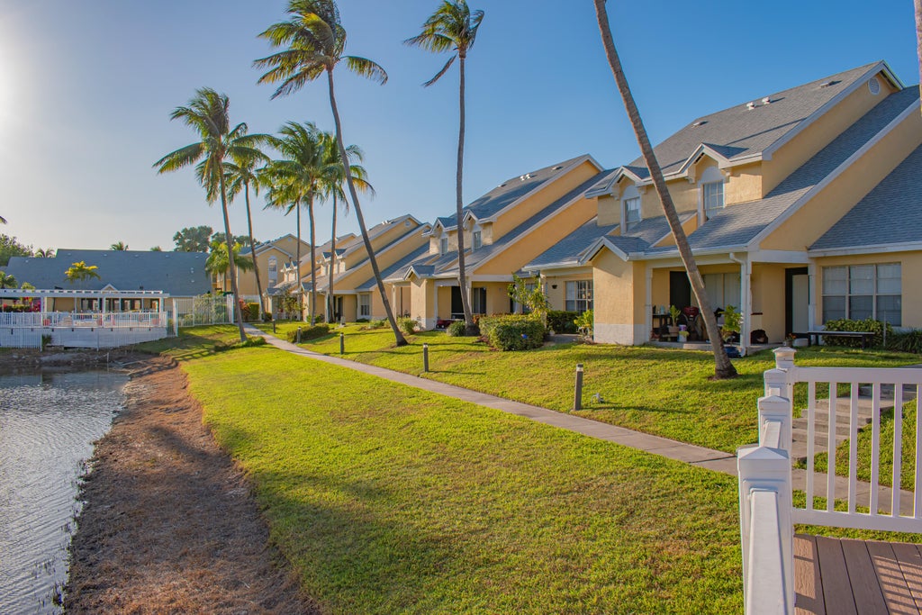 Photo of 6292 LA COSTA Drive #F, Boca Raton, FL 33433 (MLS # B26070424)
