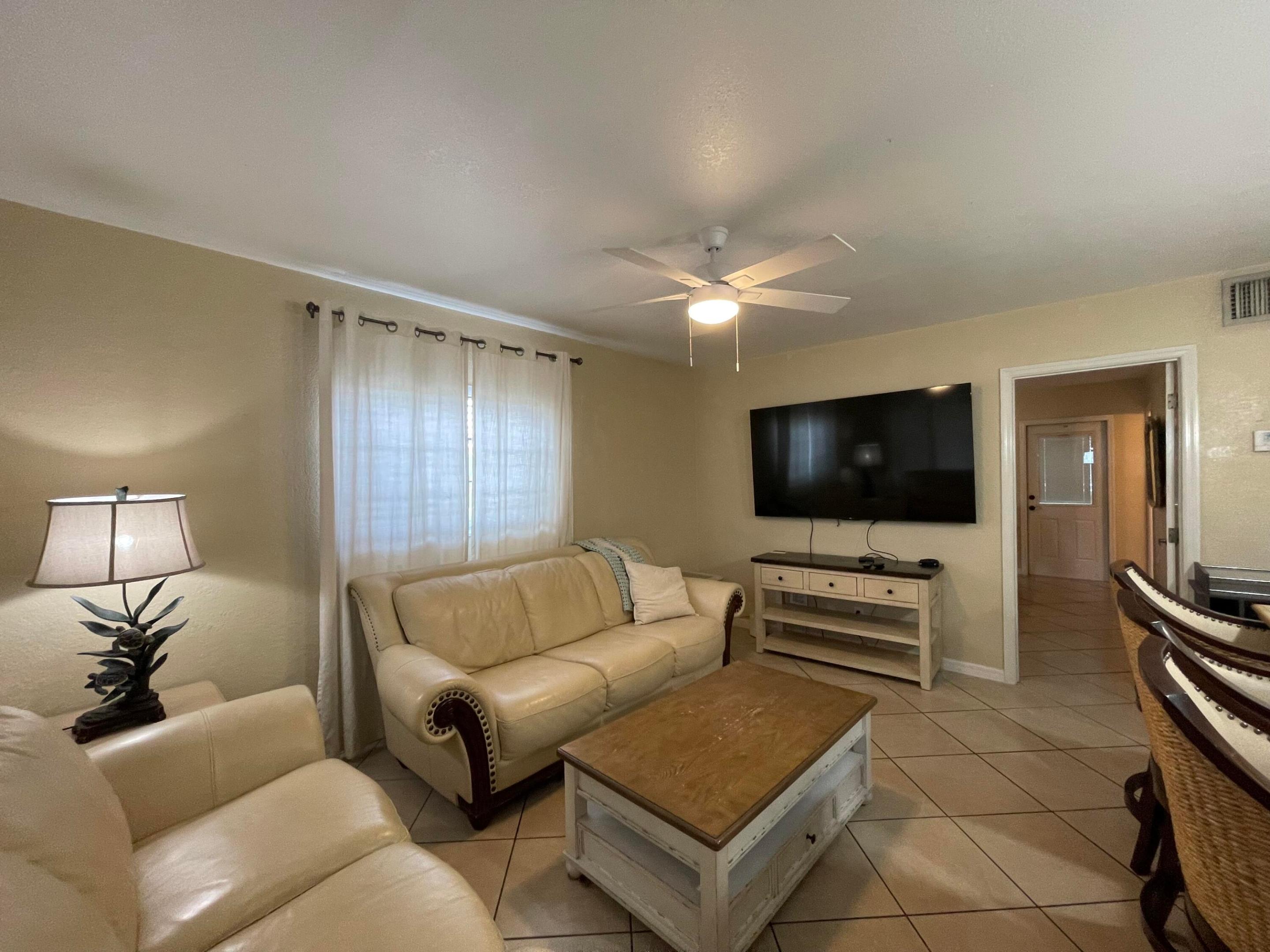 Photo 1 of 19 — 229 SE 1st Avenue 203, Boynton Beach, FL 33435