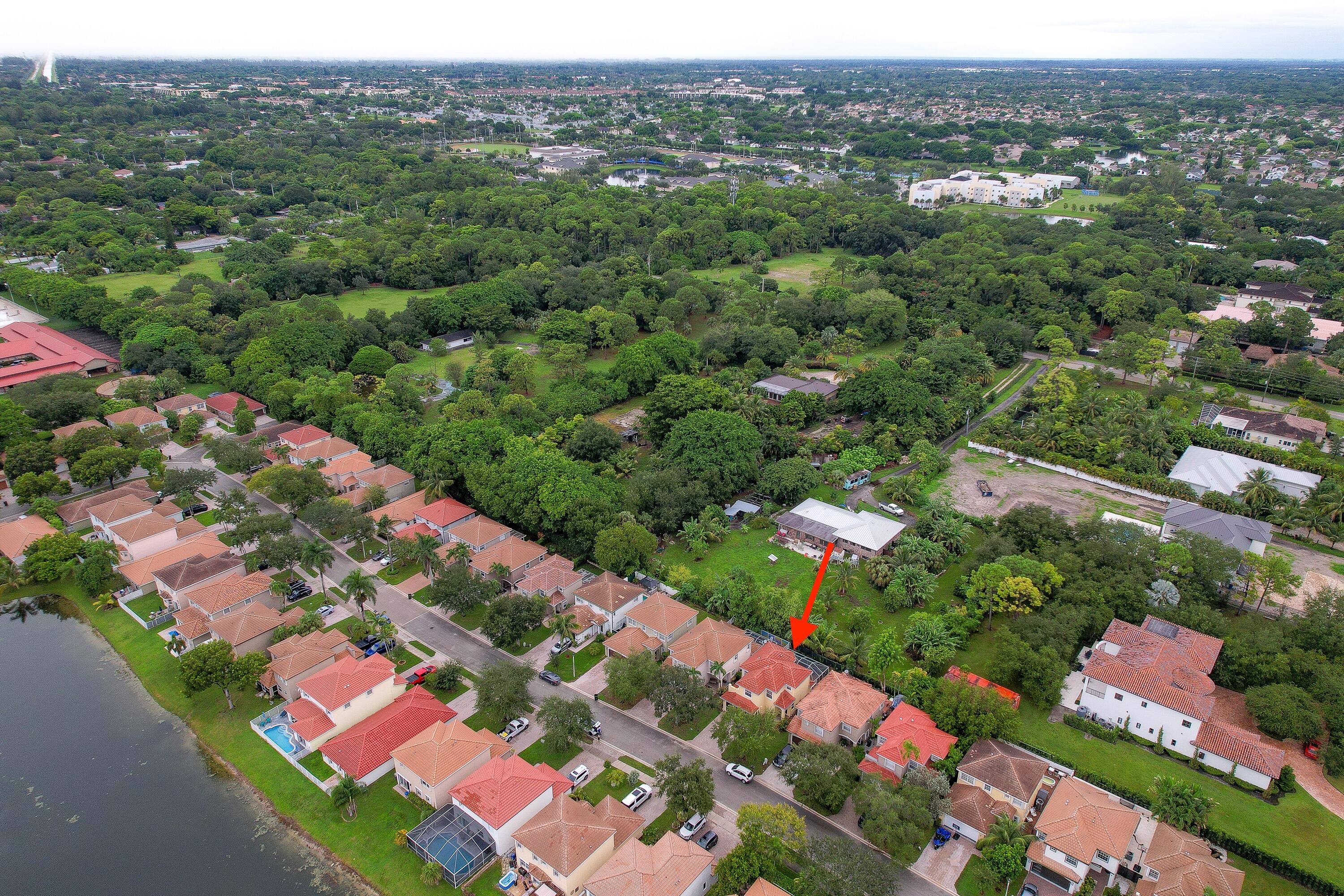 COCONUT POINT - Residential