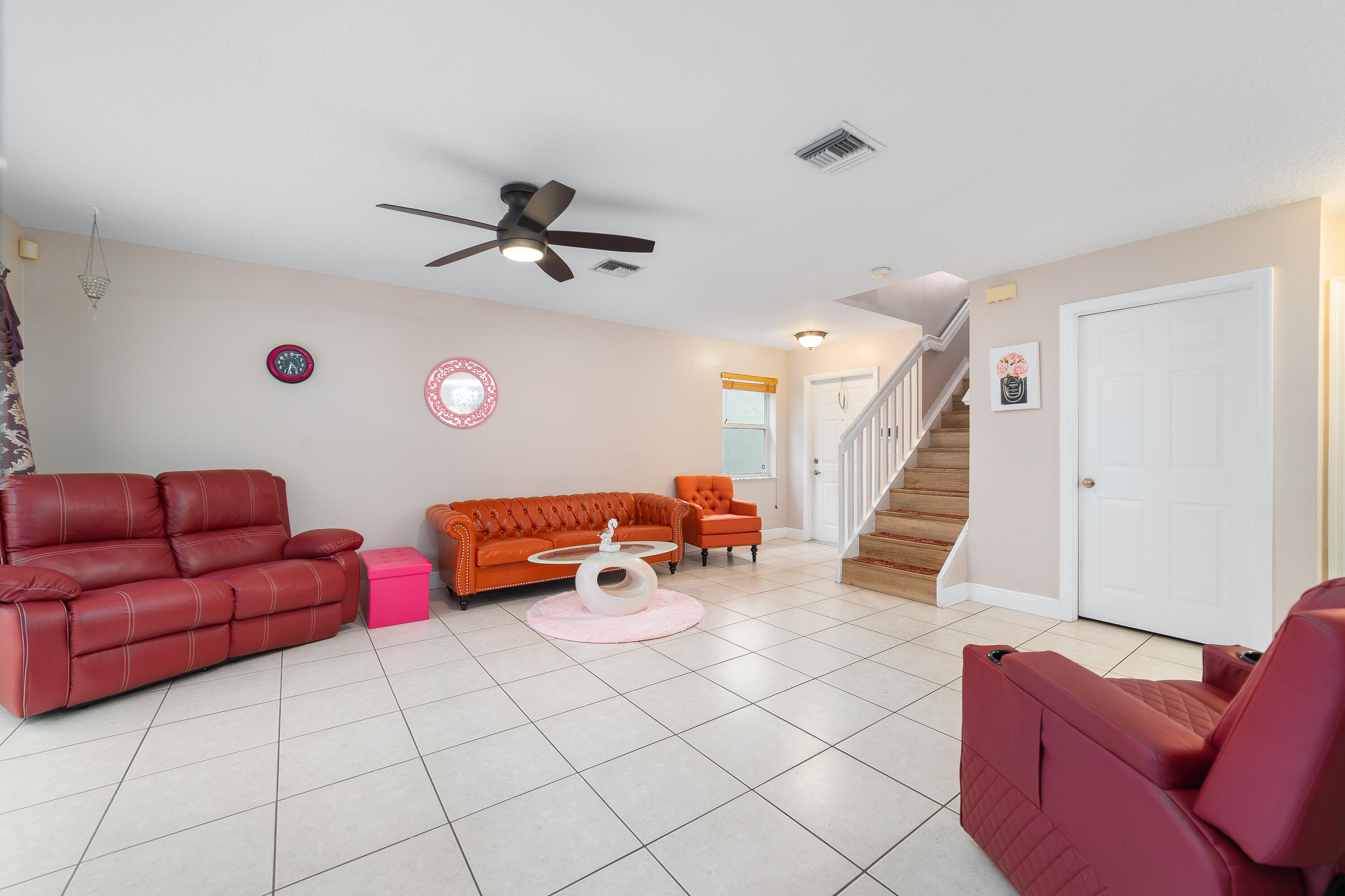 COCONUT POINT - Residential