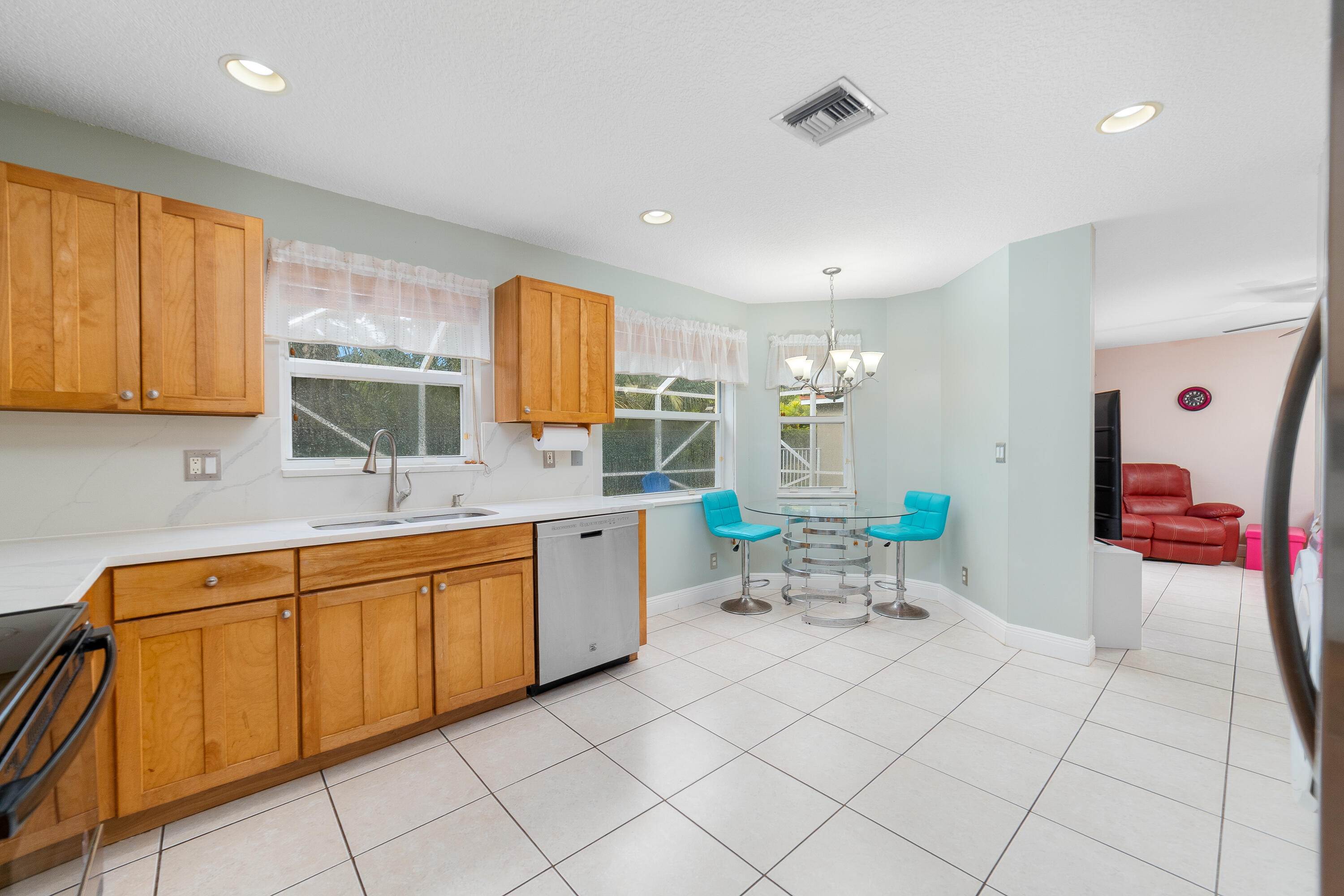 COCONUT POINT - Residential