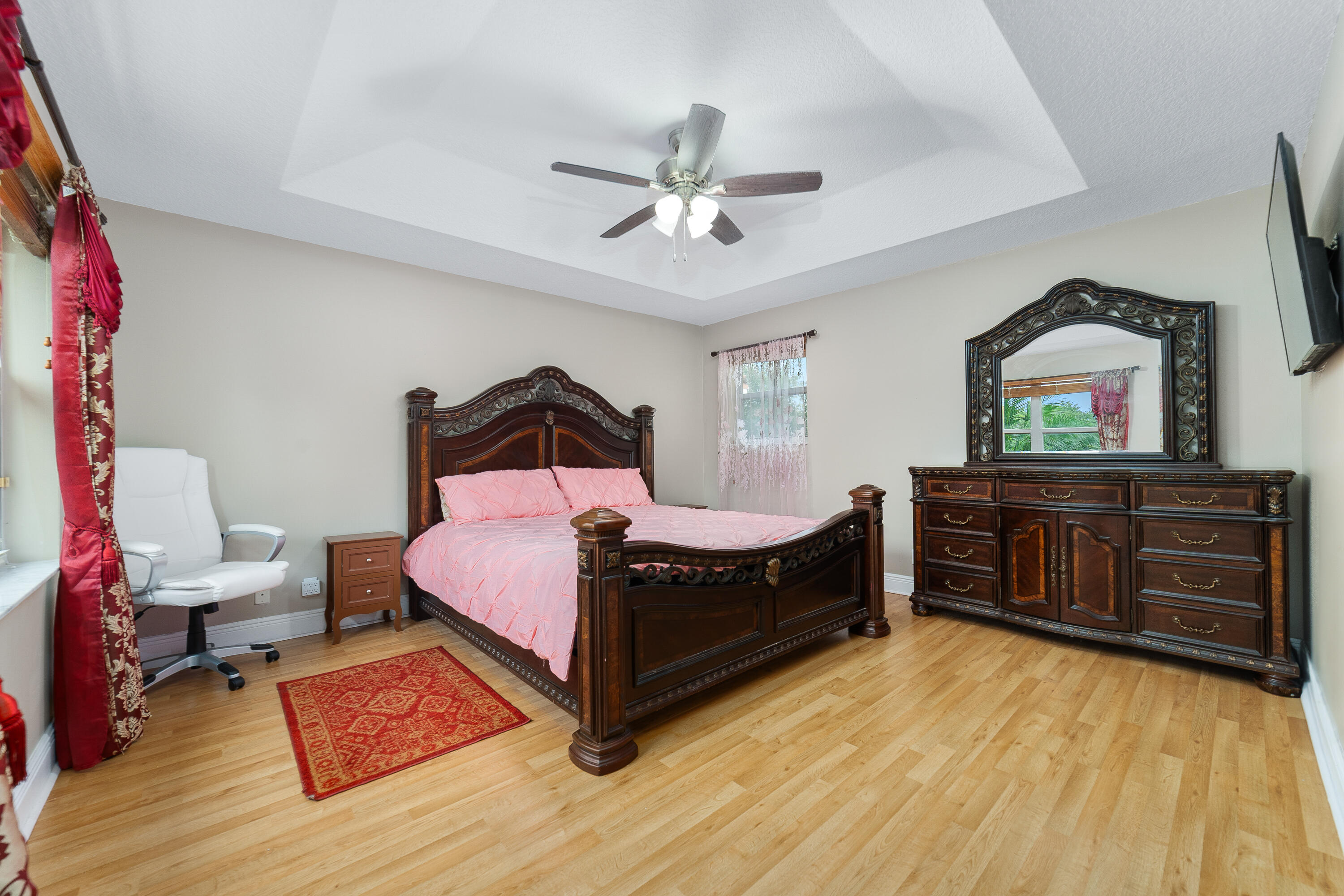 COCONUT POINT - Residential