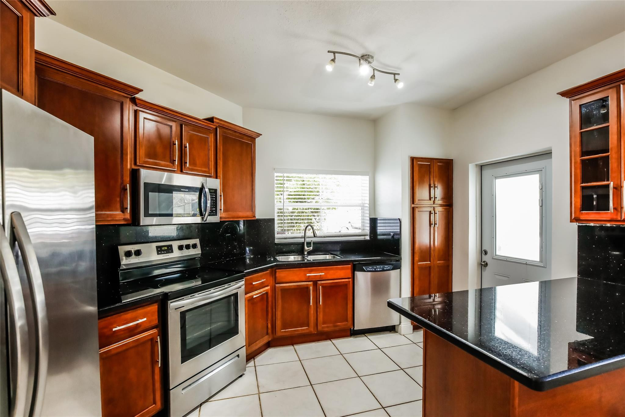 Chapel Trail Rep - Residential