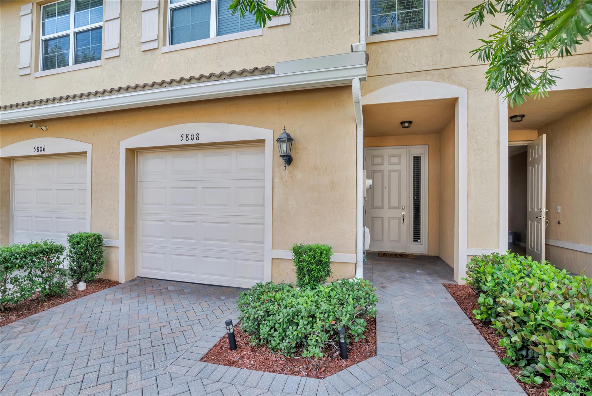 Montera - Residential