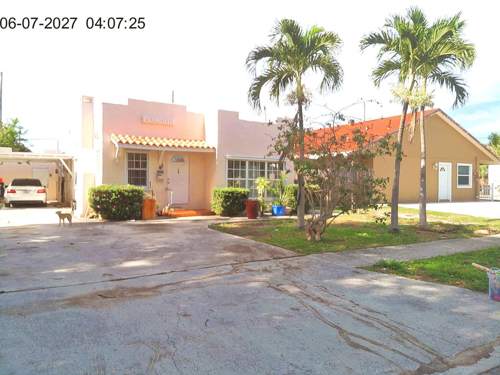 Photo of 505 Independence Road, West Palm Beach, FL 33405 (MLS # B26032131)