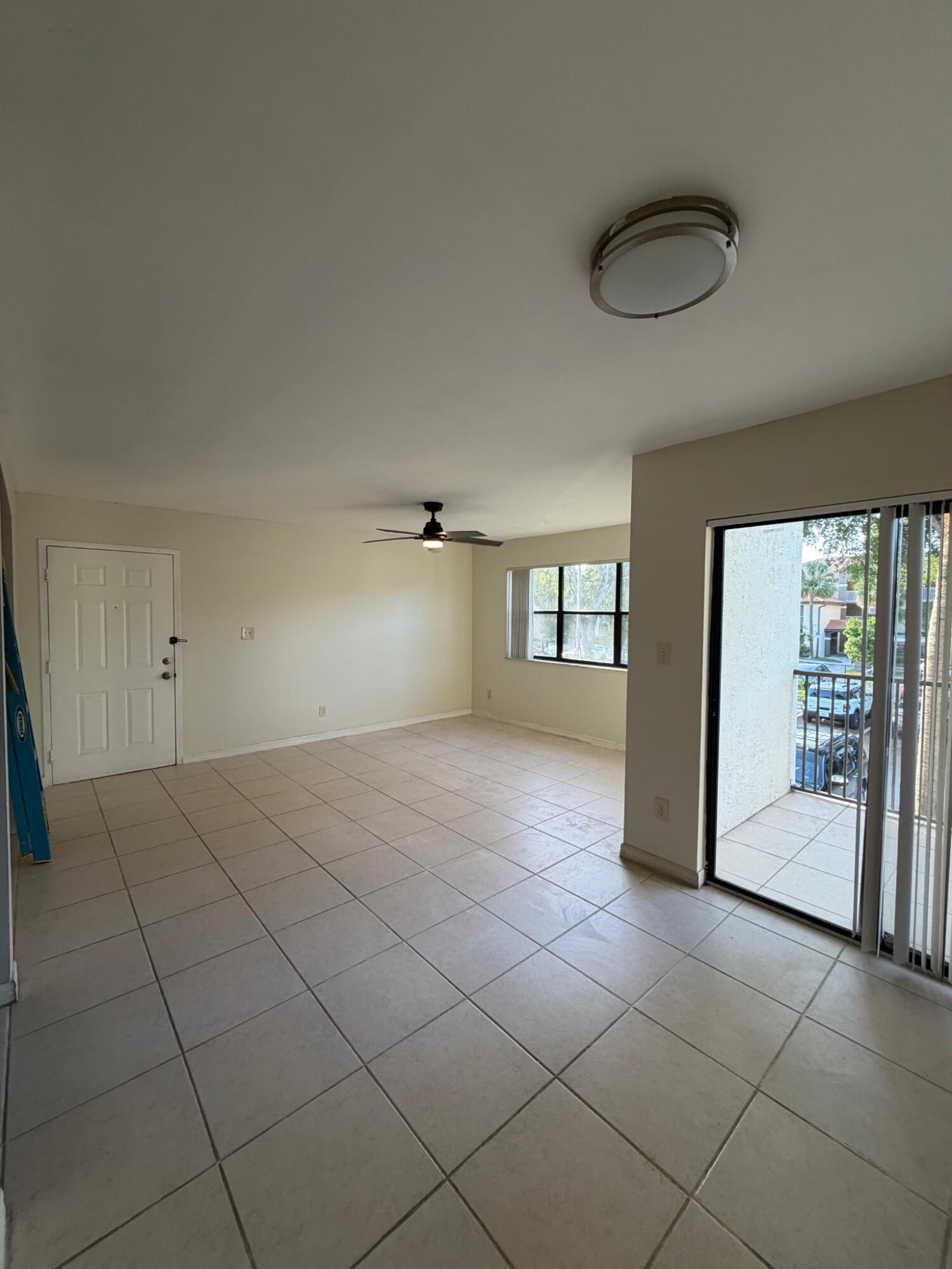 540 S Park Road 259, Hollywood FL 33021