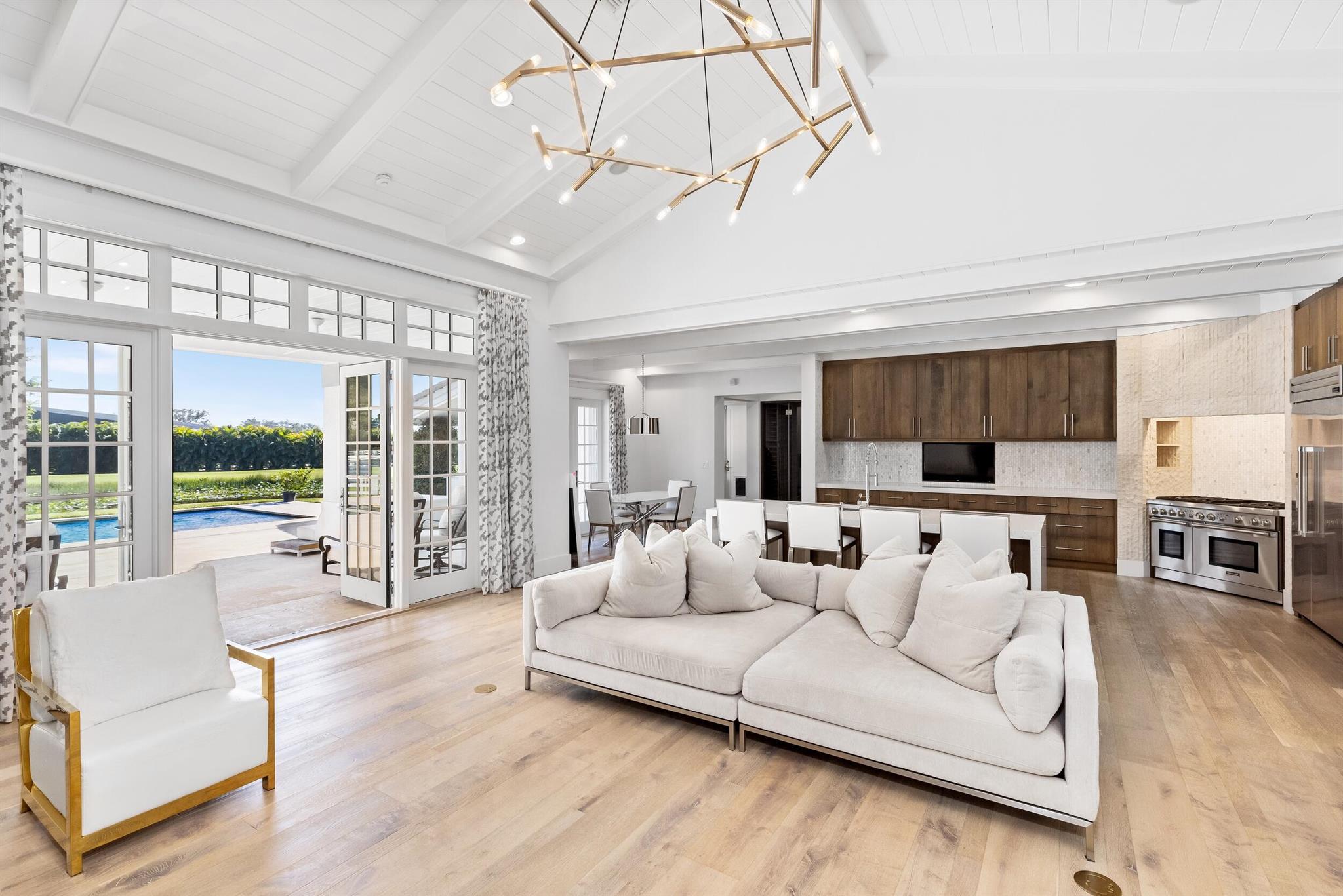 OS DRESSAGE FARM - Residential