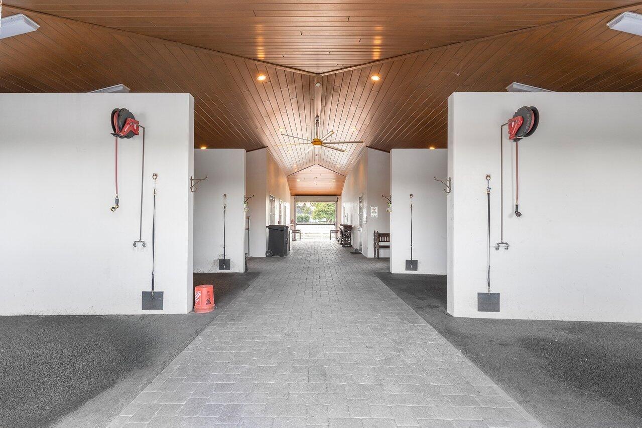 OS DRESSAGE FARM - Residential