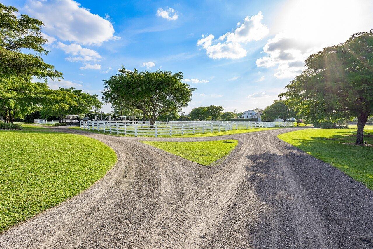 OS DRESSAGE FARM - Residential