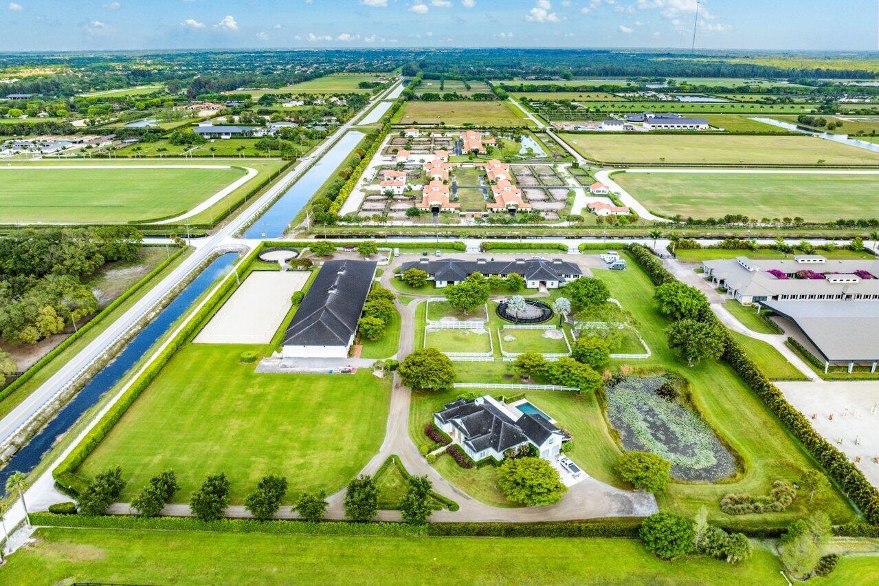 OS DRESSAGE FARM - Residential