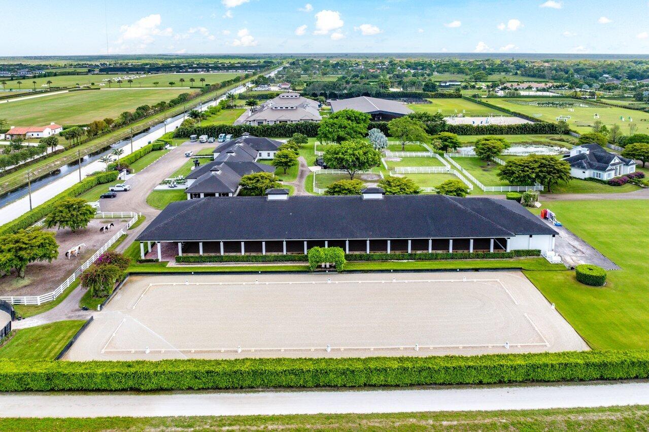 OS DRESSAGE FARM - Residential