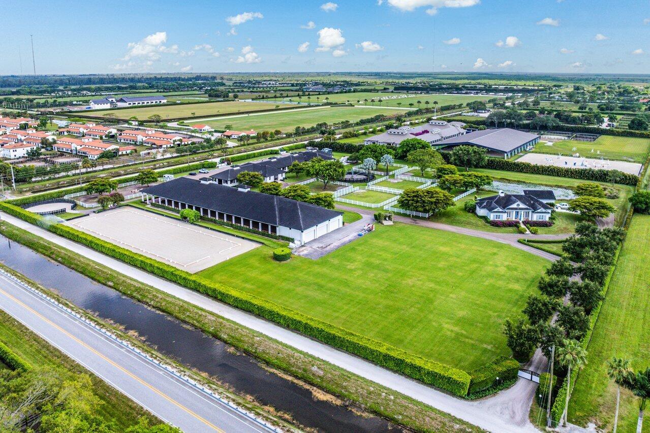 OS DRESSAGE FARM - Residential