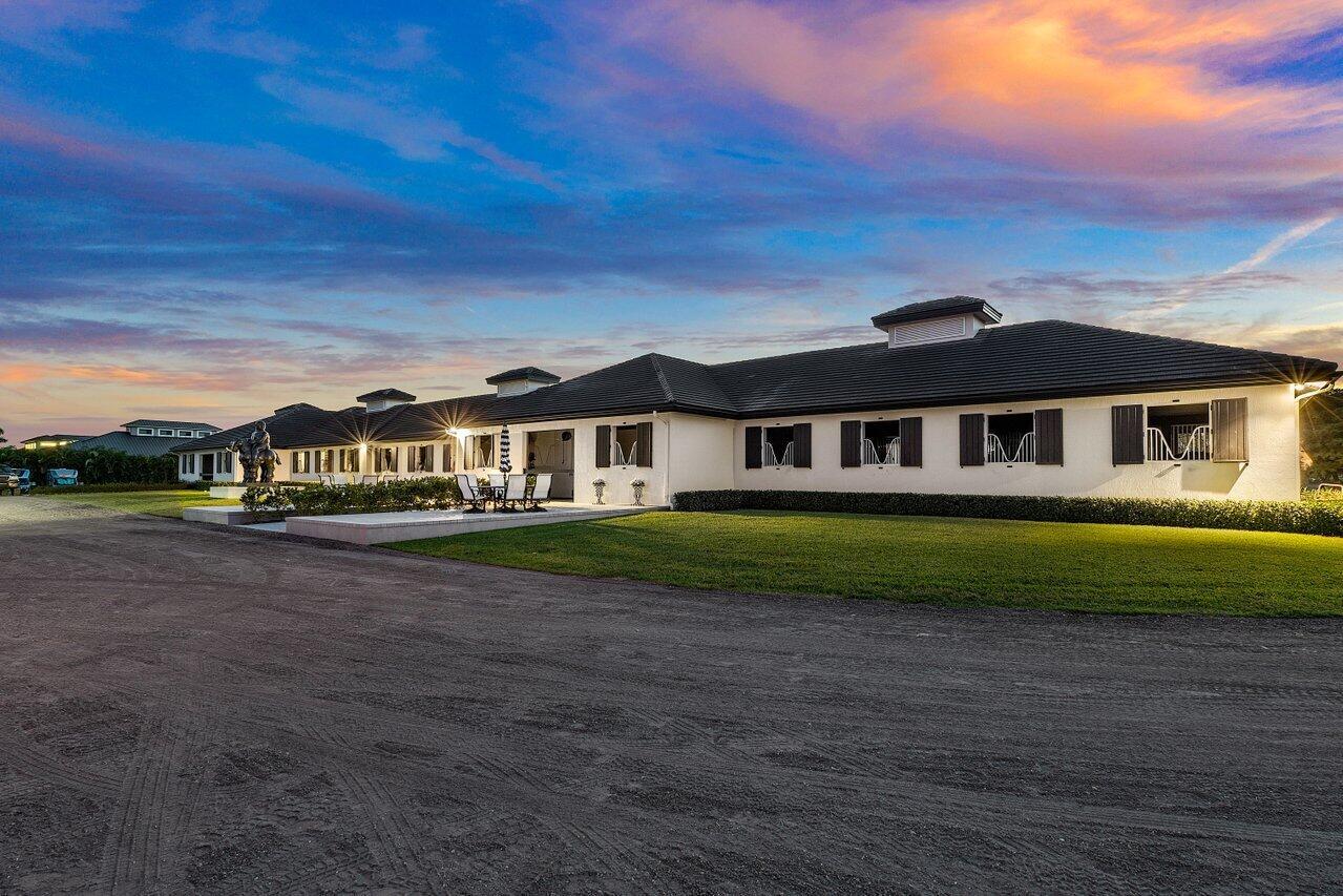 OS DRESSAGE FARM - Residential