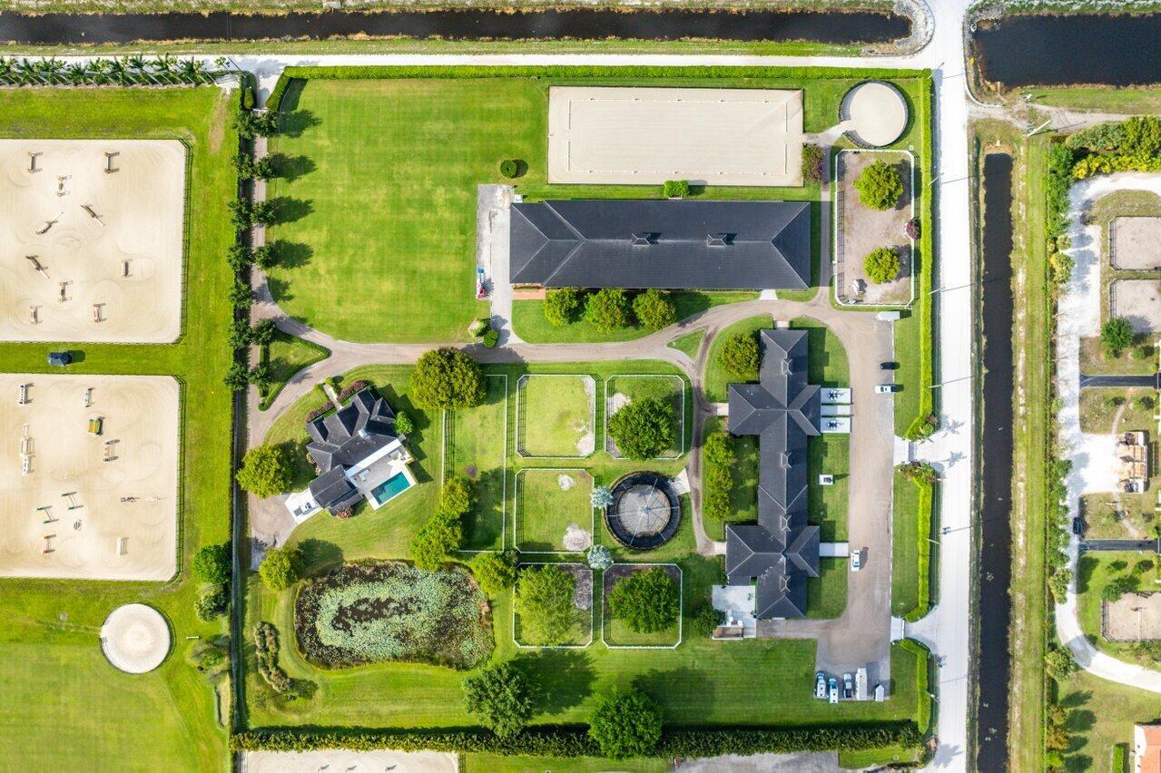 OS DRESSAGE FARM - Residential