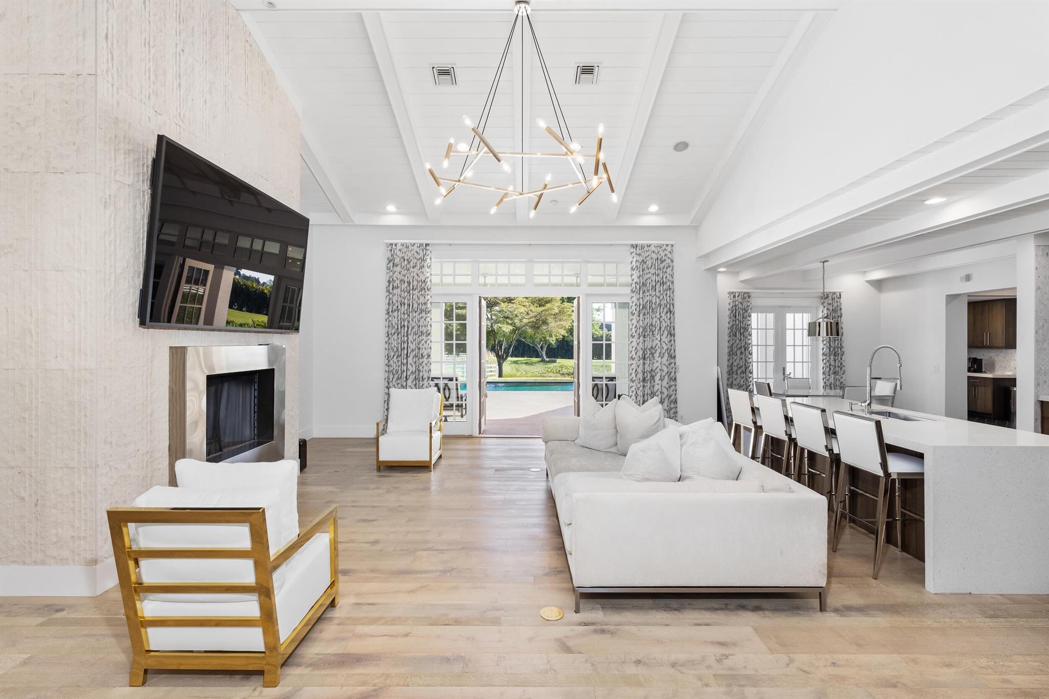 OS DRESSAGE FARM - Residential