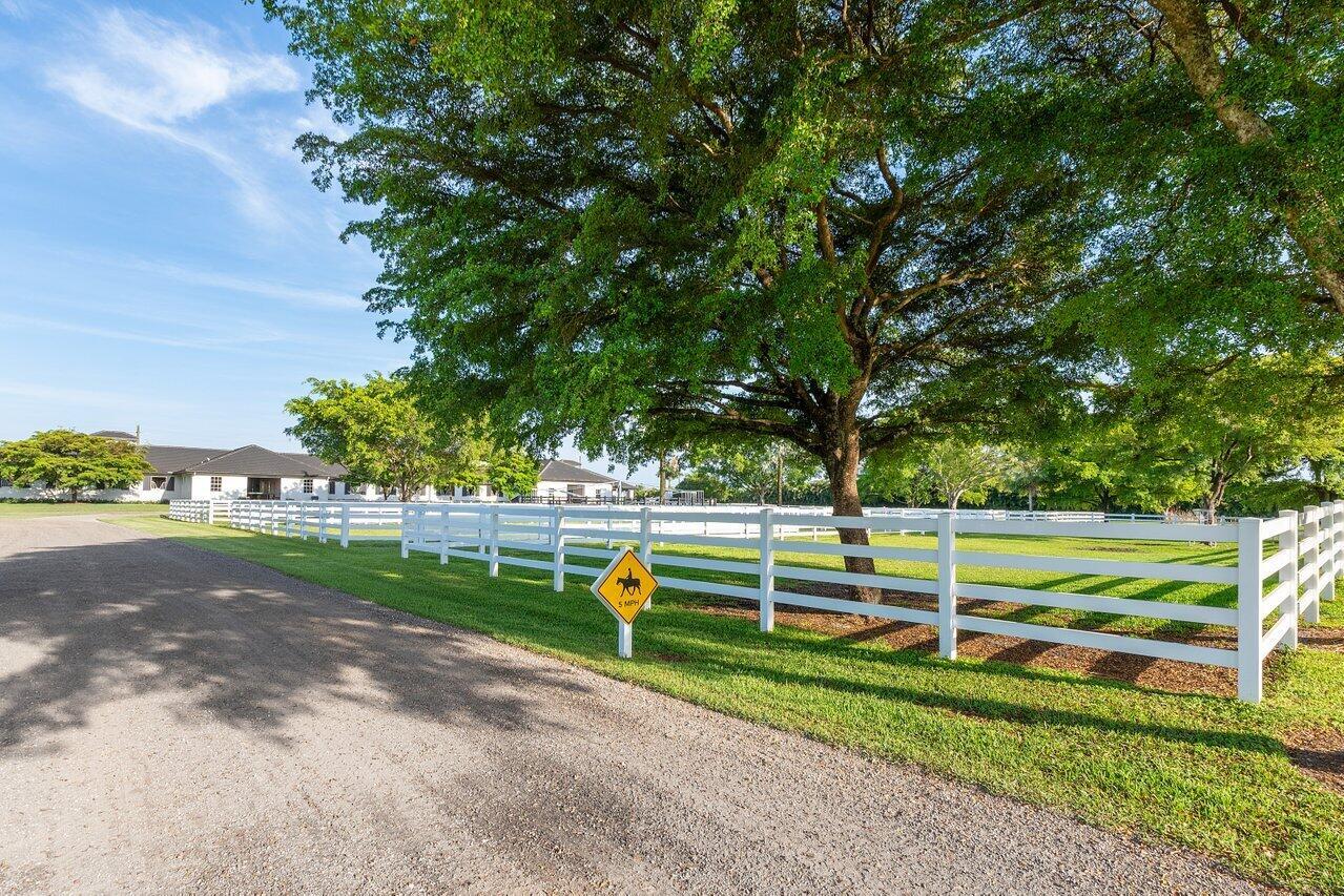 OS DRESSAGE FARM - Residential