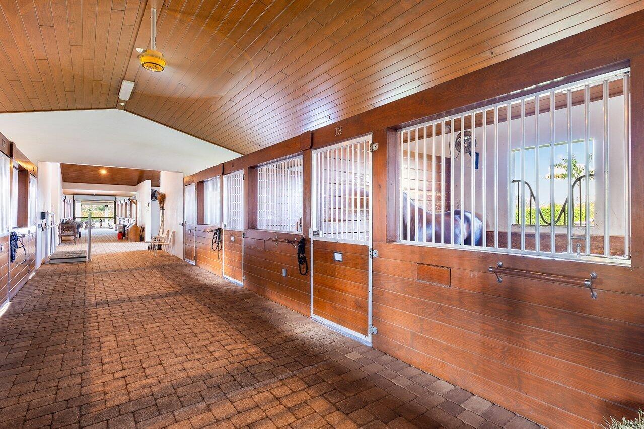 OS DRESSAGE FARM - Residential