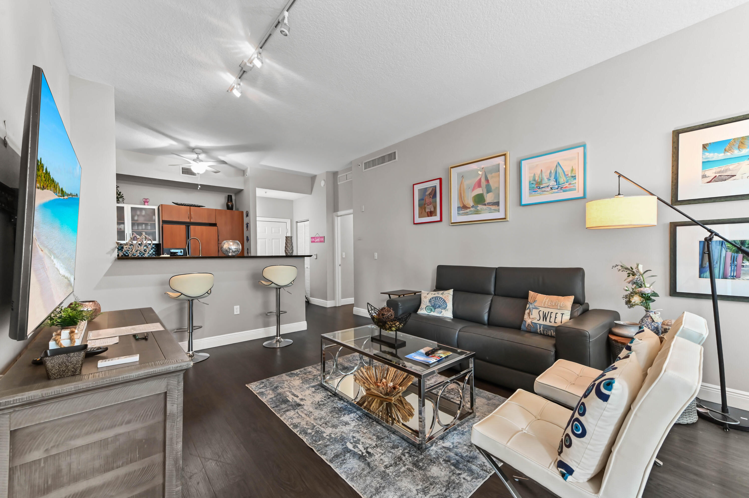 MOORINGS AT LANTANA - Residential