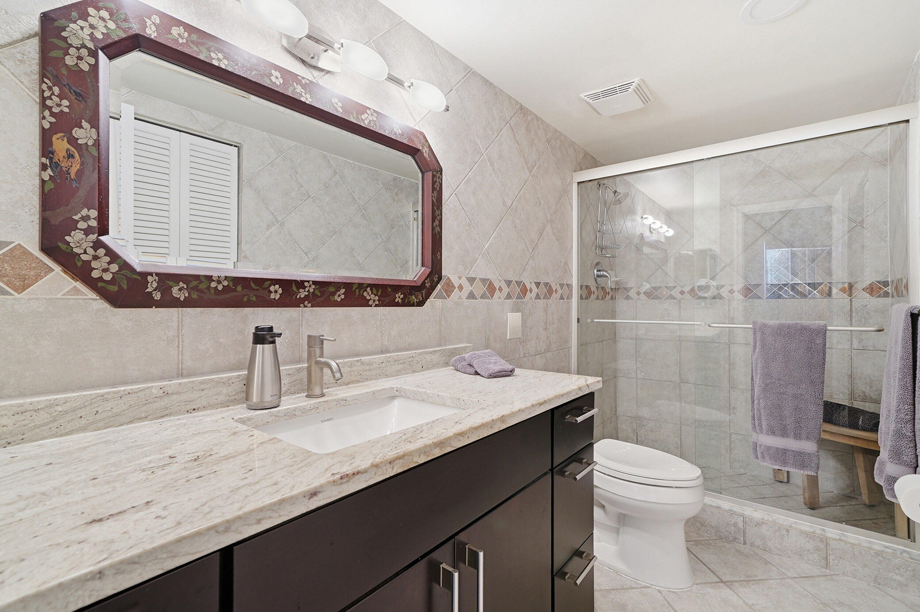 STRATFORD TOWERS CONDO - Residential