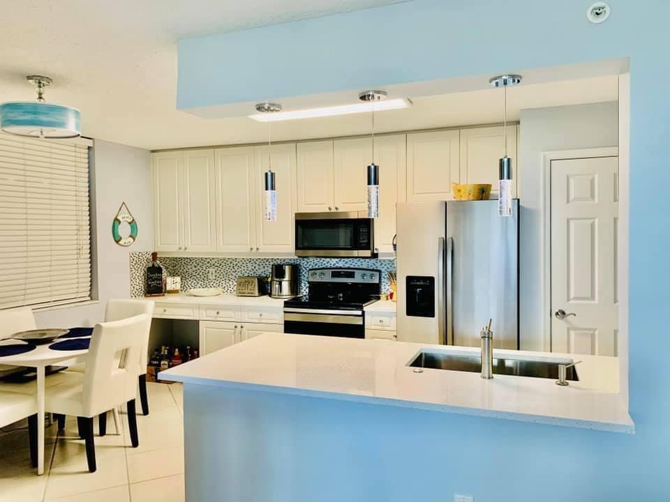 SEABREEZE AT ATLANTIC VIE - Residential