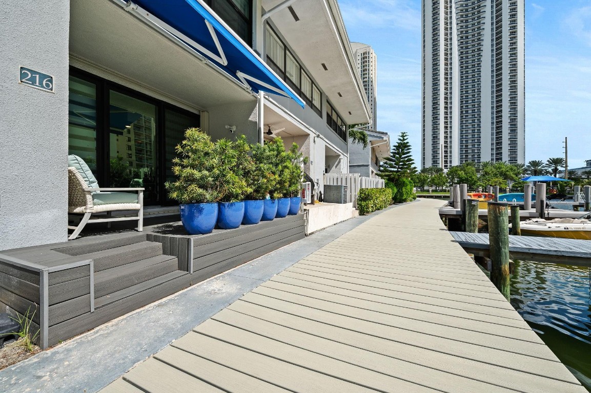 POINCIANA IS YT & RCQ CLU - Residential