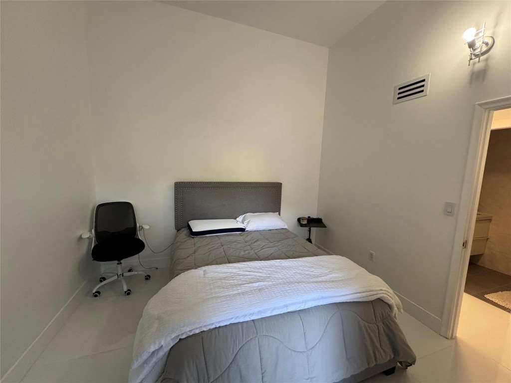 POINCIANA IS YT & RCQ CLU - Residential