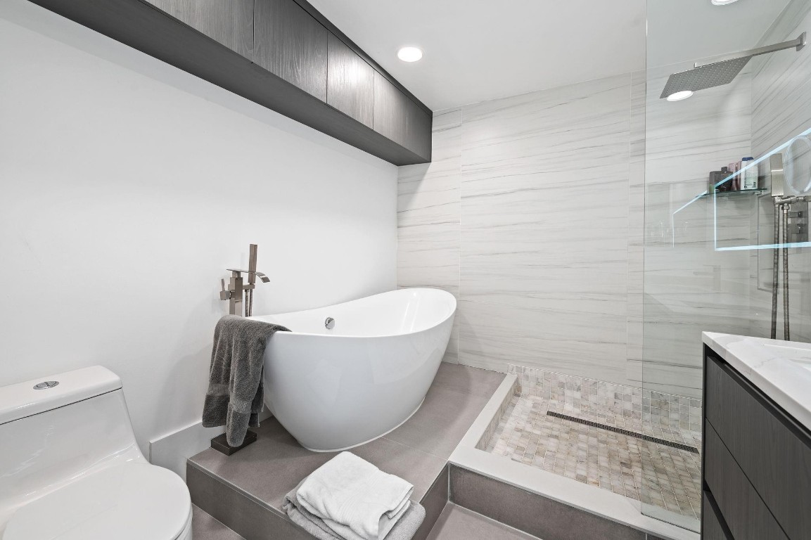 POINCIANA IS YT & RCQ CLU - Residential