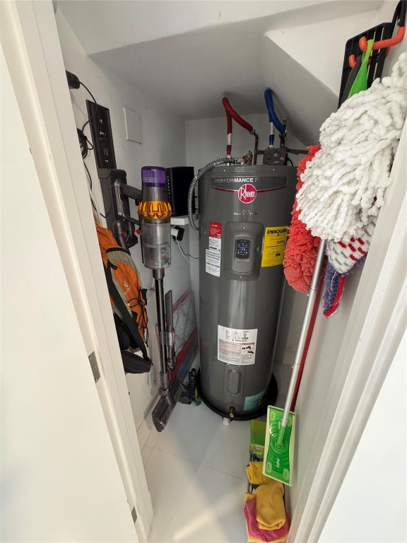 POINCIANA IS YT & RCQ CLU - Residential