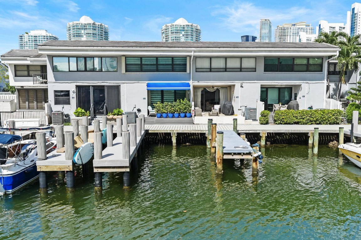 POINCIANA IS YT & RCQ CLU - Residential