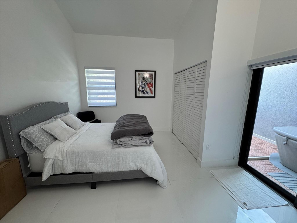 POINCIANA IS YT & RCQ CLU - Residential