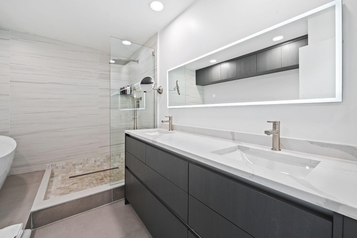 POINCIANA IS YT & RCQ CLU - Residential