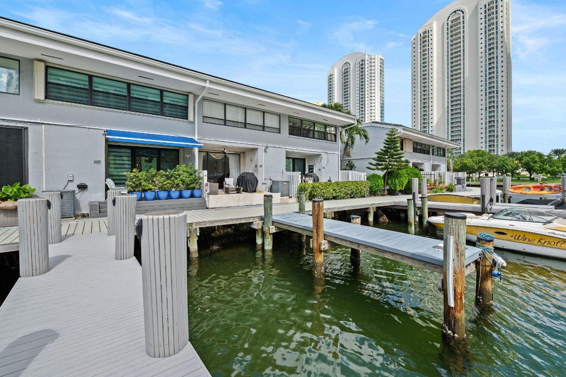 POINCIANA IS YT & RCQ CLU - Residential