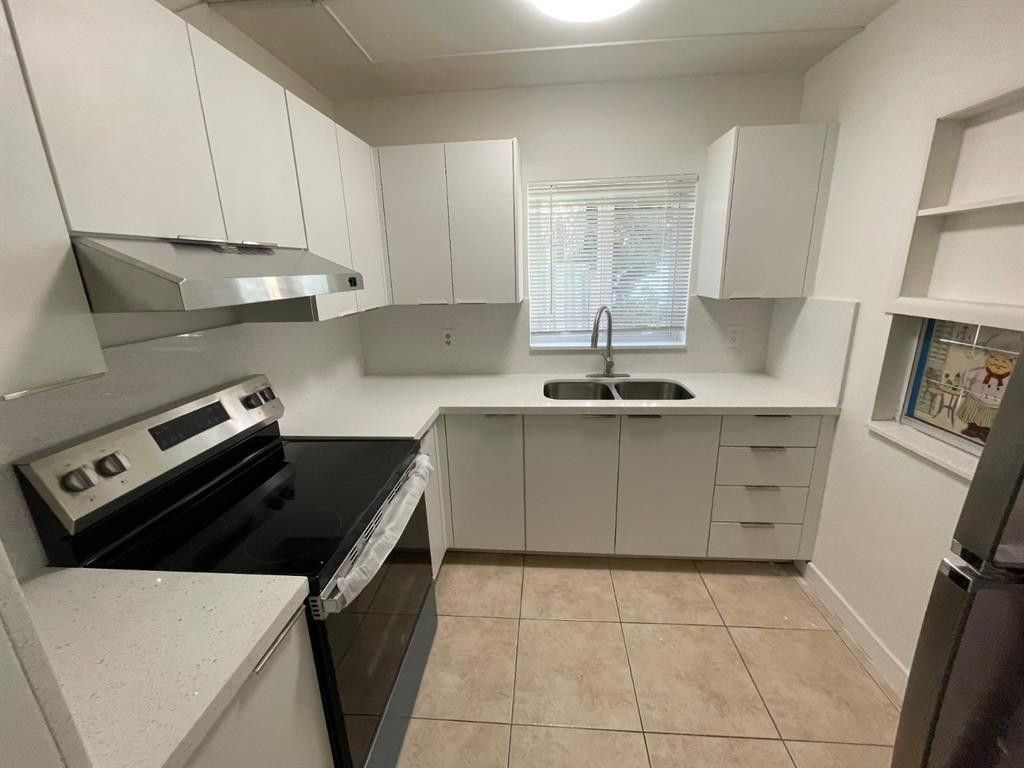 Photo of 2753 NE 32nd Street, Fort Lauderdale, FL 33306 (MLS # F10551852)