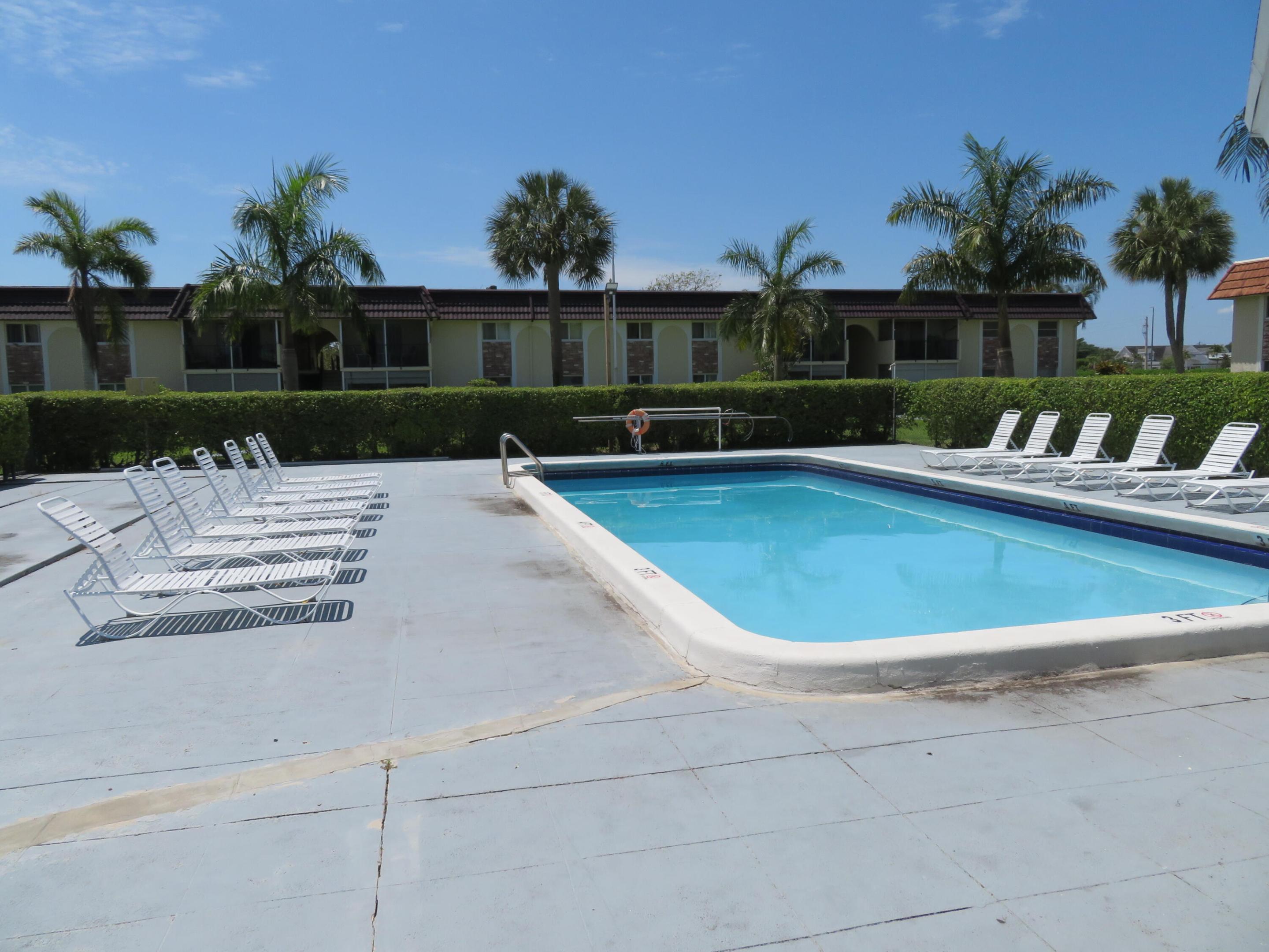 EDGEWOOD SOUTH CONDO - Residential