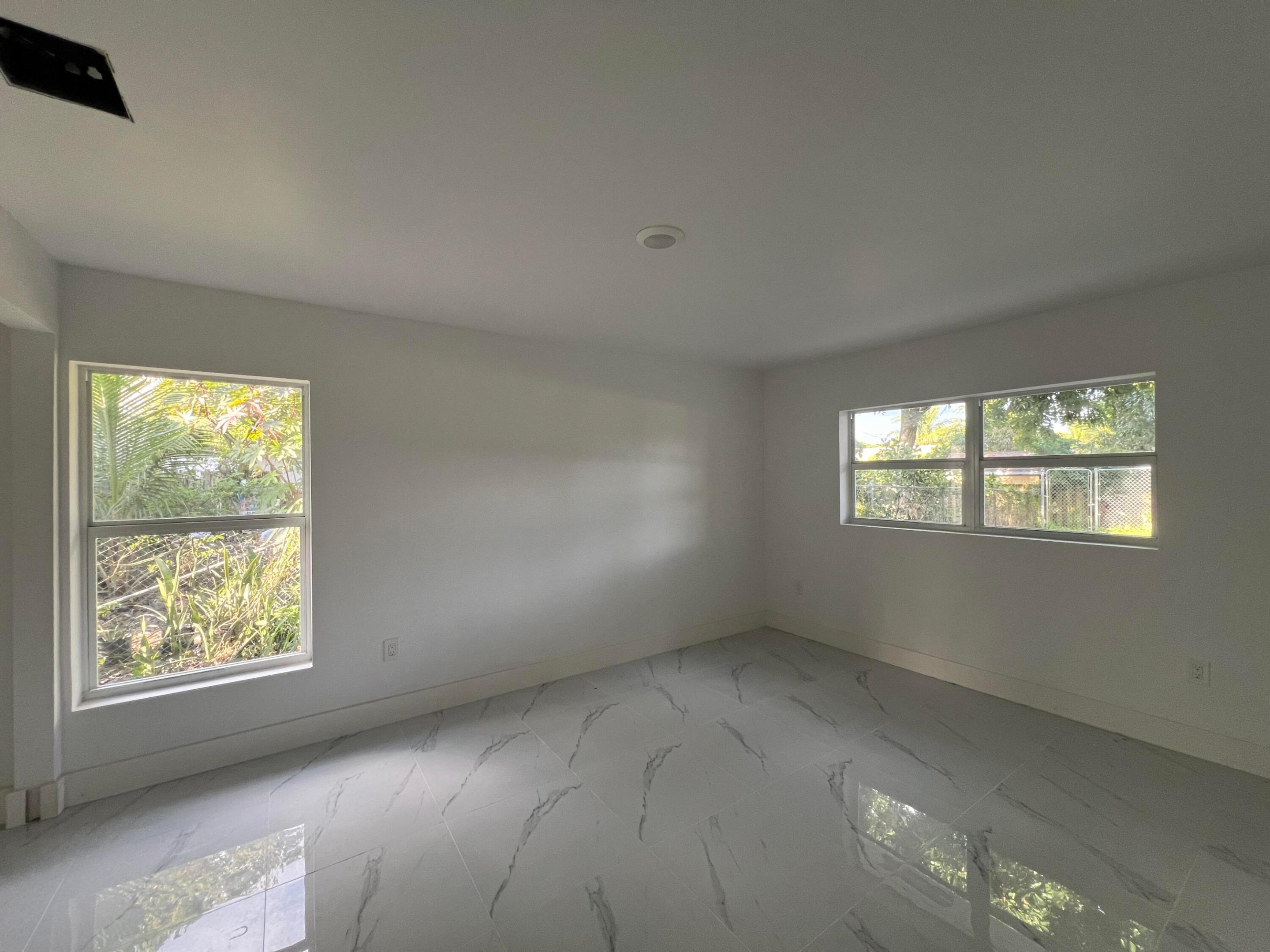 EDGEWOOD SOUTH CONDO - Residential